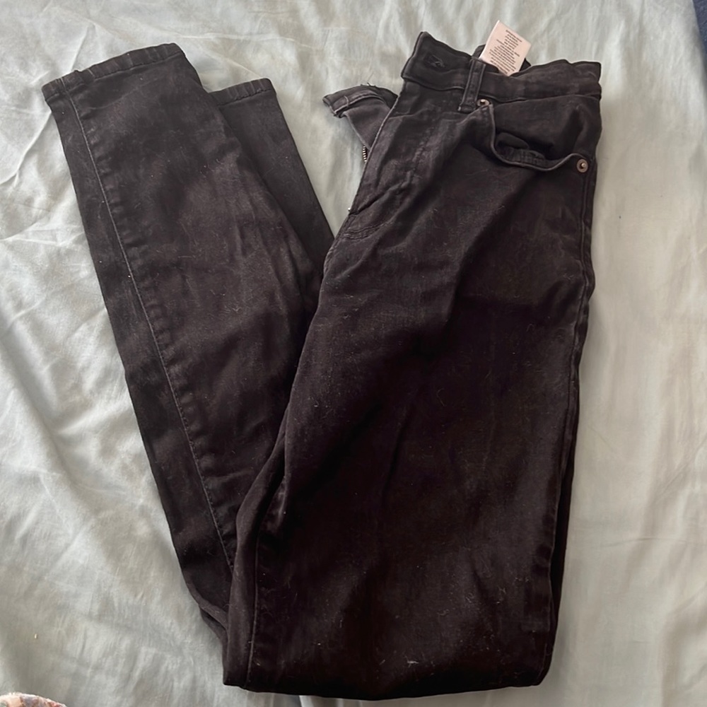 Black skinny jeans